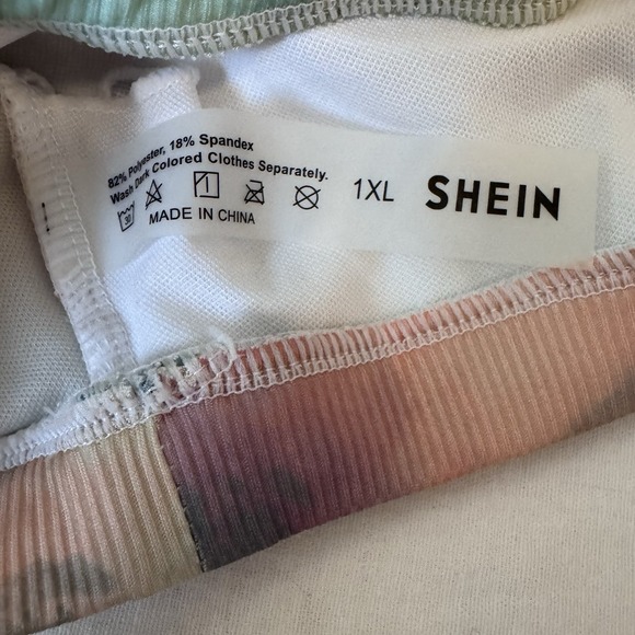 Women's 2 Piece Bathing Suit- Shein - Size 1XL Multicolor - Picture 7 of 9